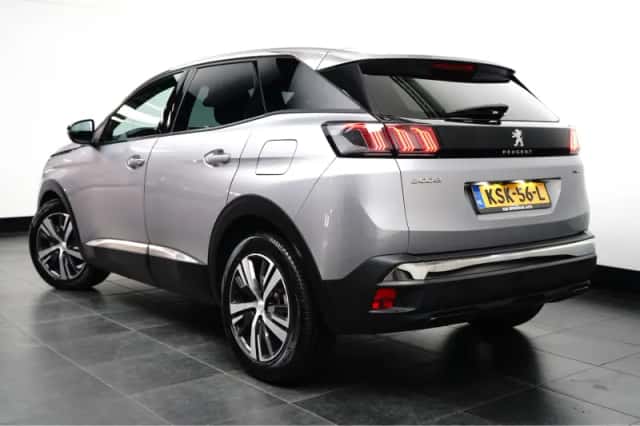 Peugeot 3008 (2024) thumbnail 5