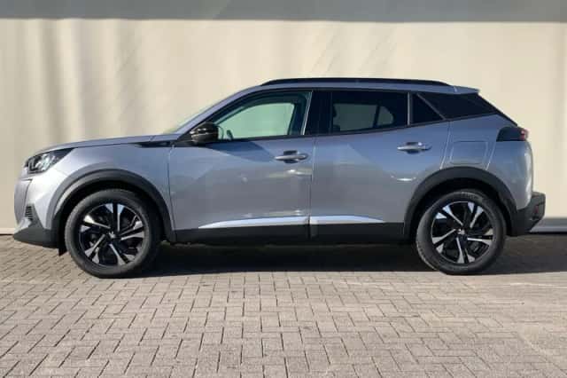 Peugeot e-2008 (2021) thumbnail 4