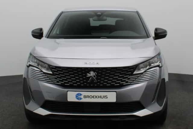 Peugeot 3008 (2024) thumbnail 4