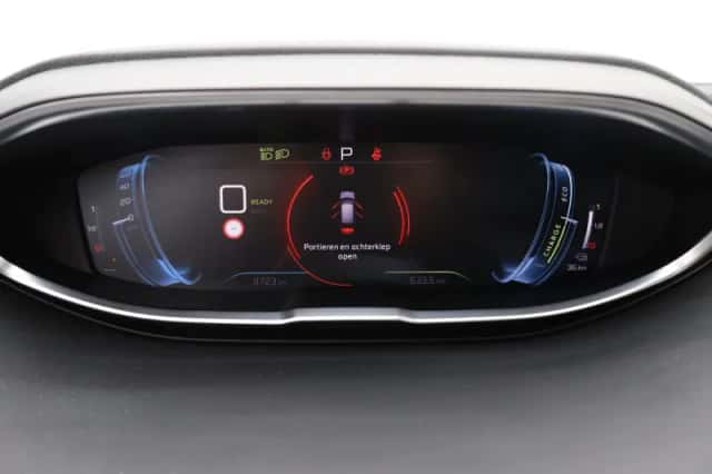 Peugeot 3008 (2024) thumbnail 6