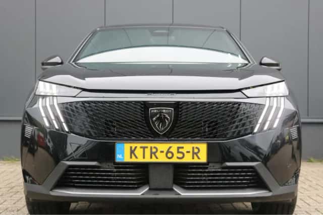 Peugeot 3008 (2026) thumbnail 2
