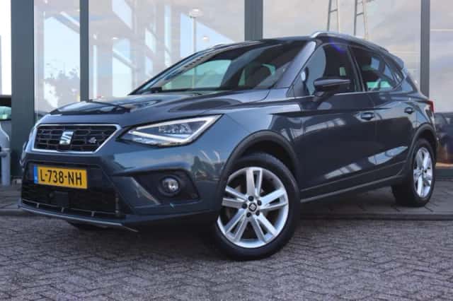 SEAT Arona (2021) thumbnail 1