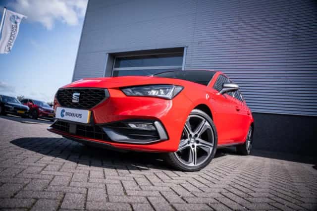 SEAT Leon (2022) thumbnail 5