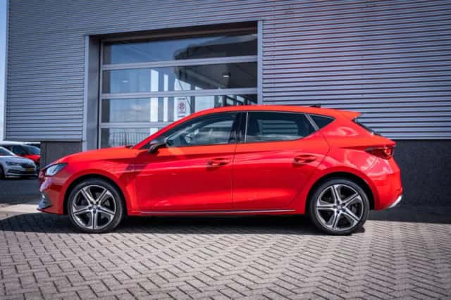 SEAT Leon (2022) thumbnail 6