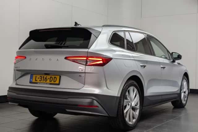 Škoda Enyaq (2021) thumbnail 5