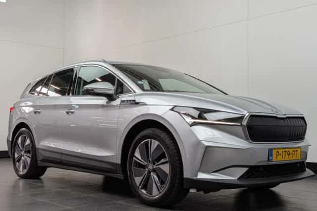 Škoda Enyaq (2022) thumbnail 2