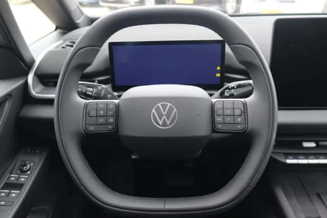 Volkswagen ID.3 (2026) thumbnail 5