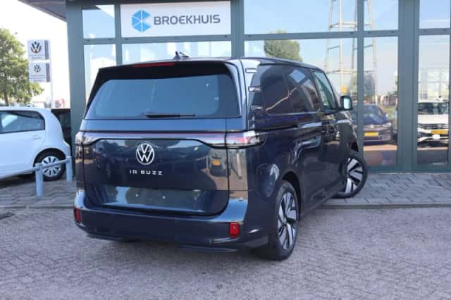 Volkswagen ID. Buzz (2026) thumbnail 5