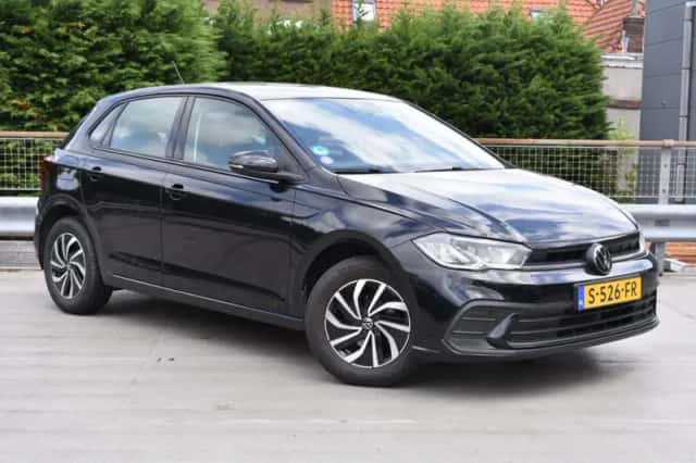Volkswagen Polo (2023) thumbnail 2