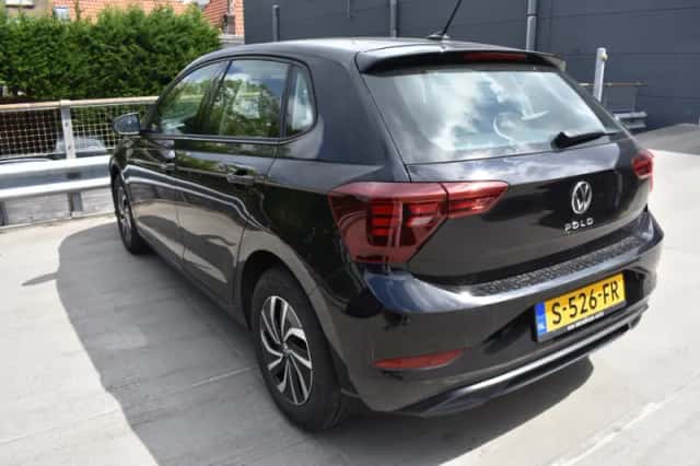 Volkswagen Polo (2023) thumbnail 3