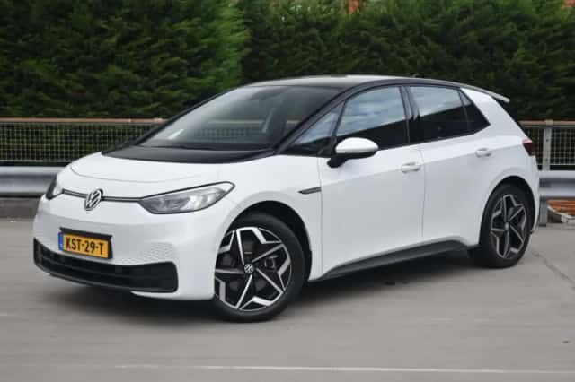 Volkswagen ID.3 (2023) thumbnail 1