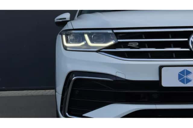 Volkswagen Tiguan (2021) thumbnail 3