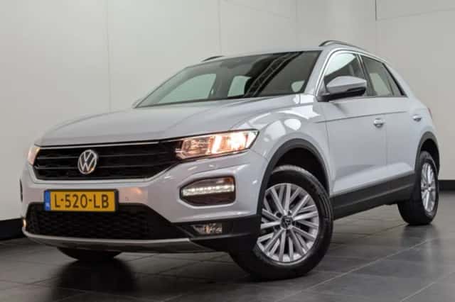 Volkswagen T-Roc (2021) thumbnail 1