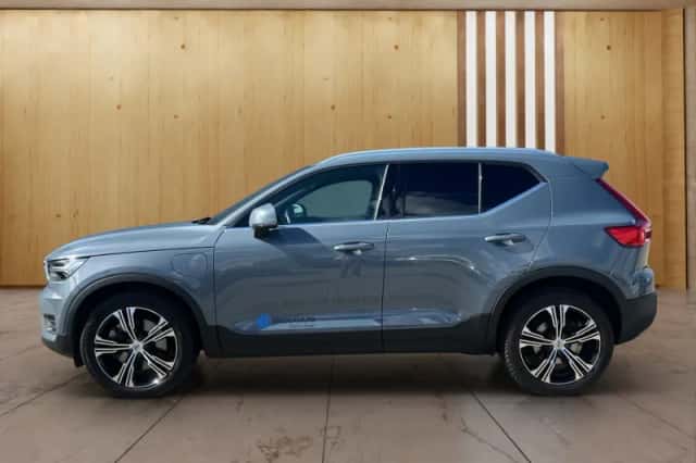 Volvo XC40 (2022) thumbnail 5