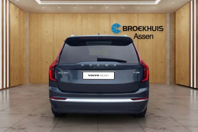 Volvo XC90 (2025) thumbnail 5