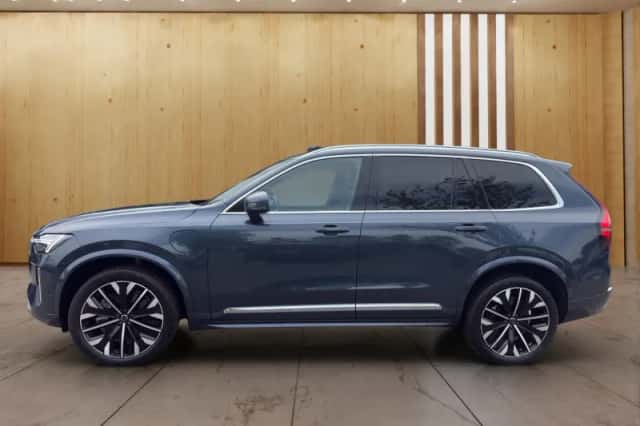 Volvo XC90 (2025) thumbnail 6