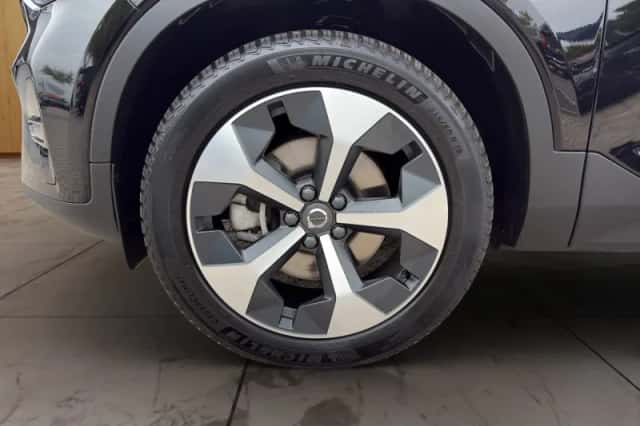 Volvo XC40 (2025) thumbnail 6