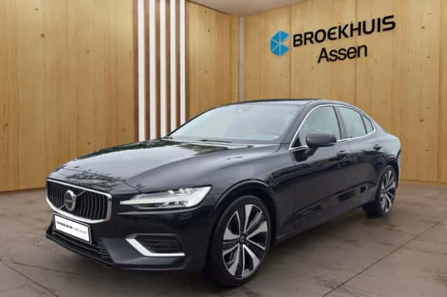 Volvo S60 (2024) thumbnail 1