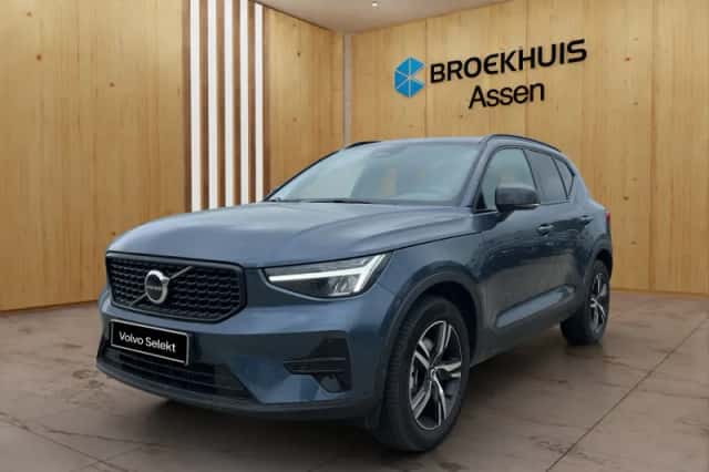 Volvo XC40 (2026) thumbnail 1