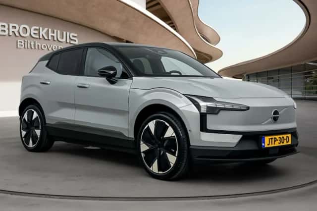 Volvo EX30 (2026) thumbnail 2