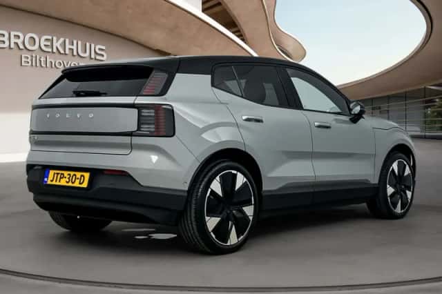 Volvo EX30 (2026) thumbnail 4