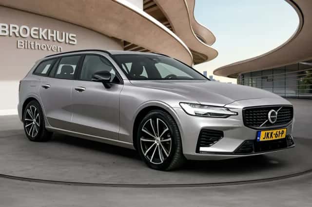 Volvo V60 (2025) thumbnail 2