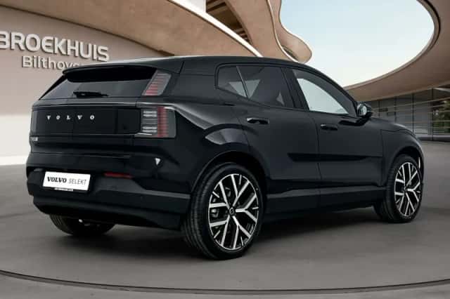 Volvo EX30 (2025) thumbnail 6