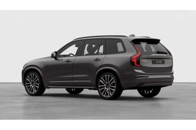 Volvo XC90 (2026) thumbnail 3