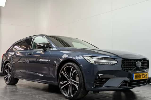 Volvo V90 (2025) thumbnail 2