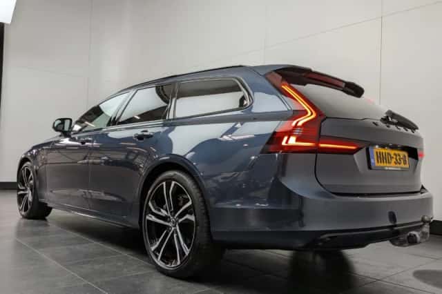Volvo V90 (2025) thumbnail 3