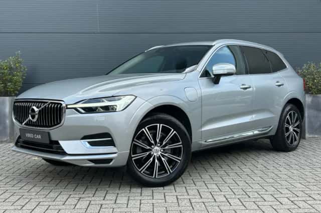 Volvo XC60 (2018) thumbnail 1