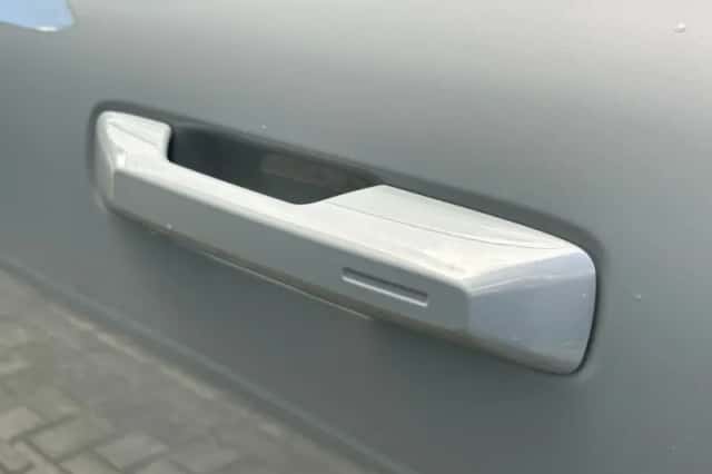 Volvo EX30 (2026) thumbnail 5