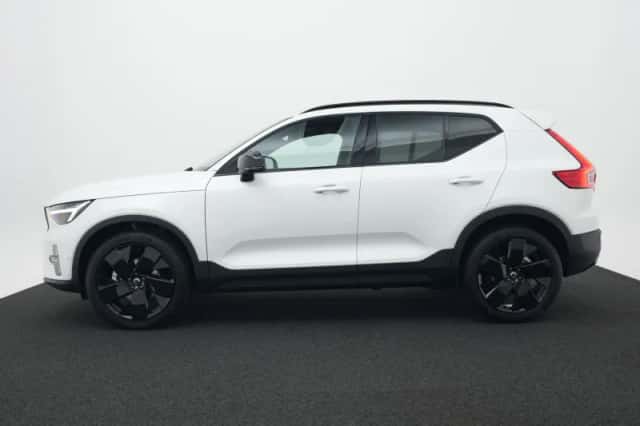 Volvo XC40 (2026) thumbnail 3