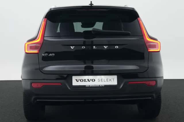 Volvo XC40 (2020) thumbnail 6