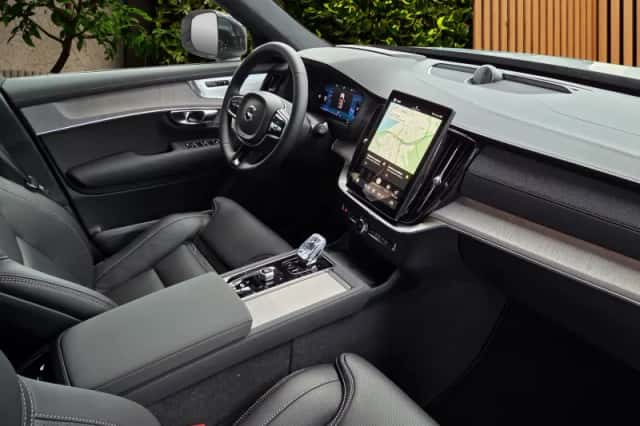 Volvo XC90 (2026) thumbnail 3