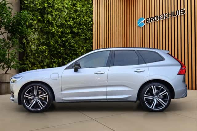 Volvo XC60 (2020) thumbnail 4