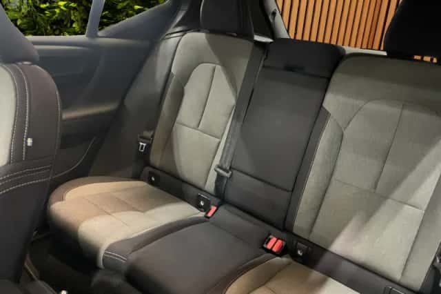 Volvo XC40 (2022) thumbnail 5