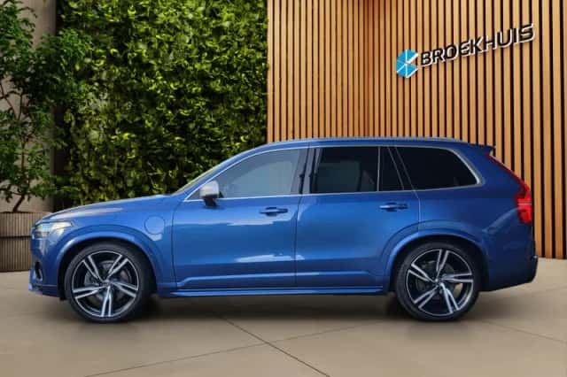 Volvo XC90 (2018) thumbnail 4