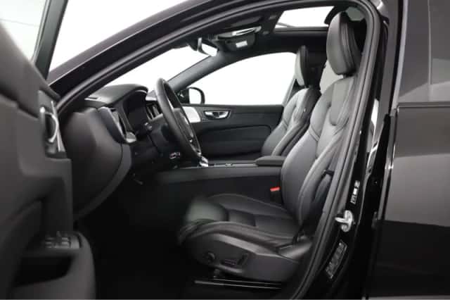 Volvo XC60 (2026) thumbnail 5