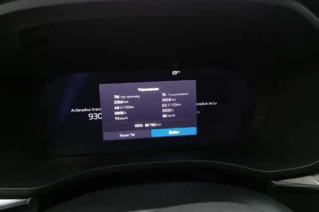 Volvo XC60 (2022) thumbnail 4