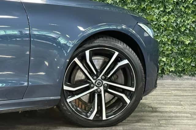 Volvo V90 (2023) thumbnail 4