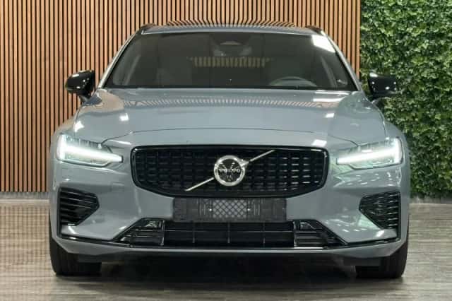 Volvo V60 (2024) thumbnail 2