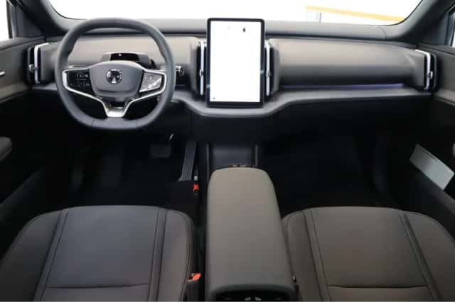 Volvo EX30 (2026) thumbnail 5