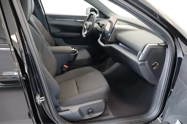 Volvo EX30 (2026) thumbnail 6