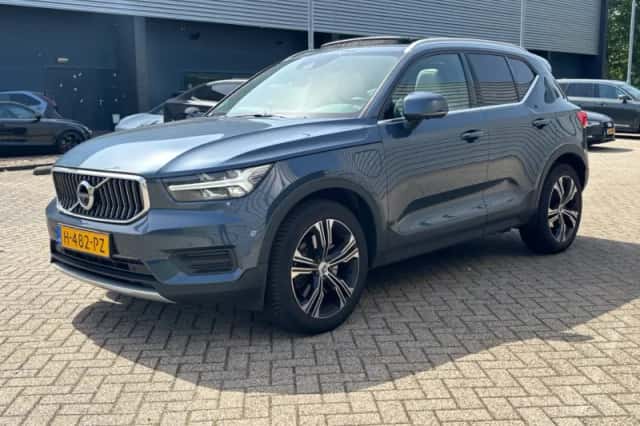 Volvo XC40 (2020) thumbnail 1