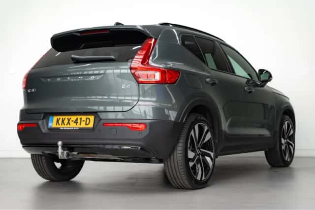 Volvo XC40 (2026) thumbnail 4