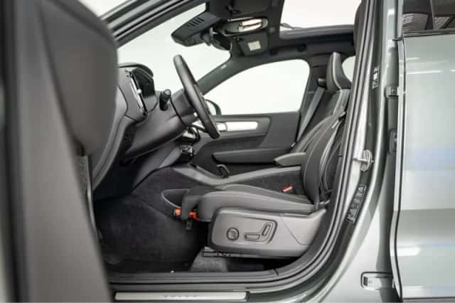 Volvo XC40 (2026) thumbnail 5