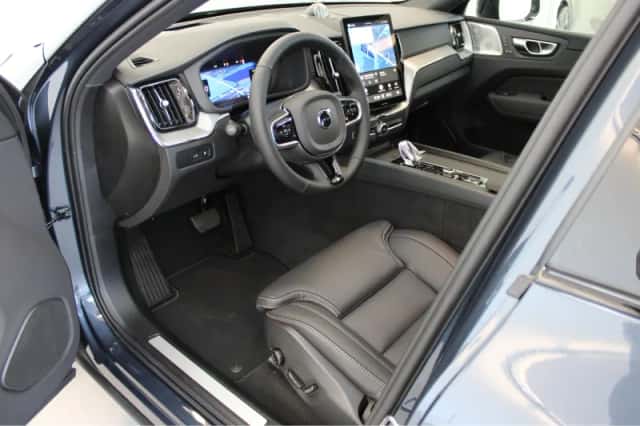Volvo XC60 (2026) thumbnail 4