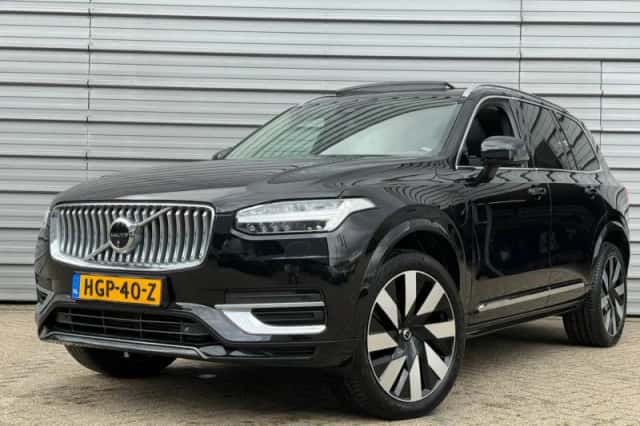 Volvo XC90 (2024) thumbnail 1