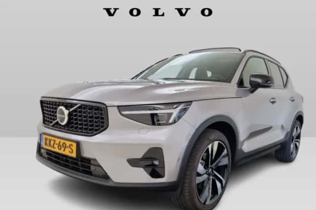 Volvo XC40 (2026) thumbnail 1